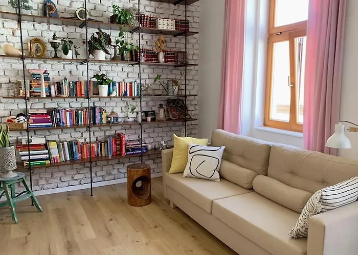 Simona\'S Old Town Home / Free Parking