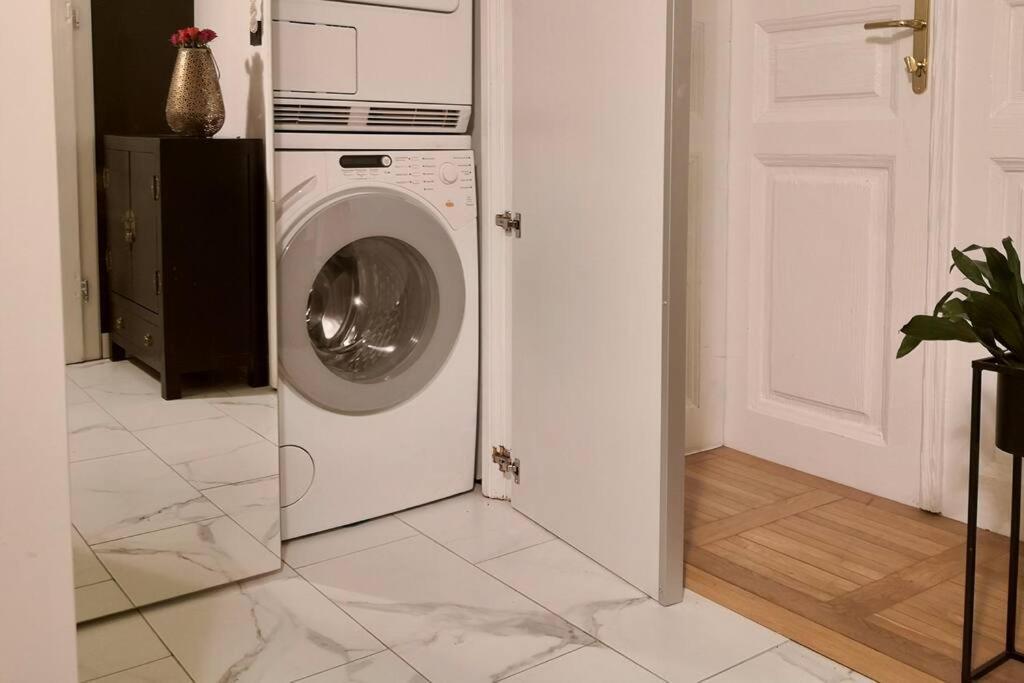 Apartment Simona's Old Town / Free Parking Laibach